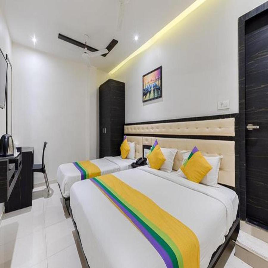 מומביי Hotel Riva International Goregaon- Near Nesco מראה חיצוני תמונה