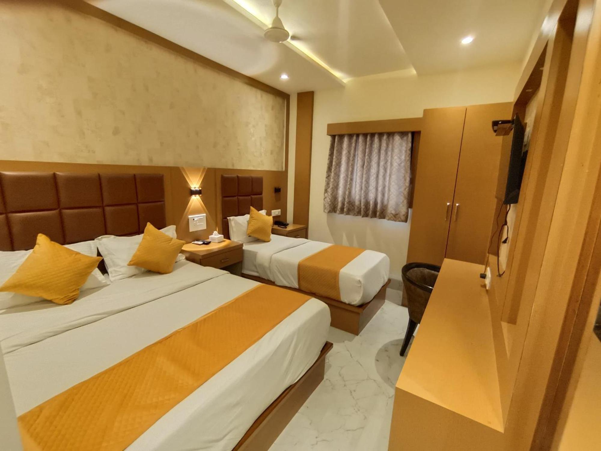 מומביי Hotel Riva International Goregaon- Near Nesco מראה חיצוני תמונה